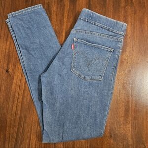 Levi's Women's Classic Blue Skinny Pull On Jeans